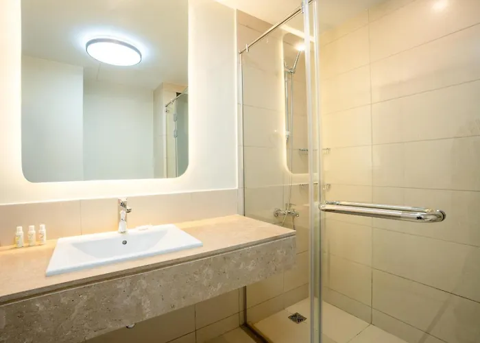 Shedwan 2br • Exquisite Ground Floor *